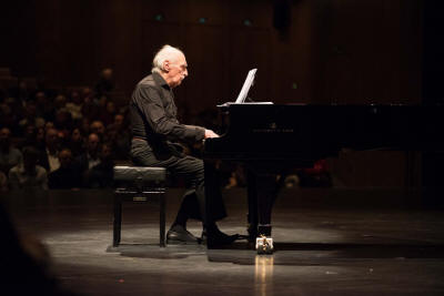 Frederic Rzewski